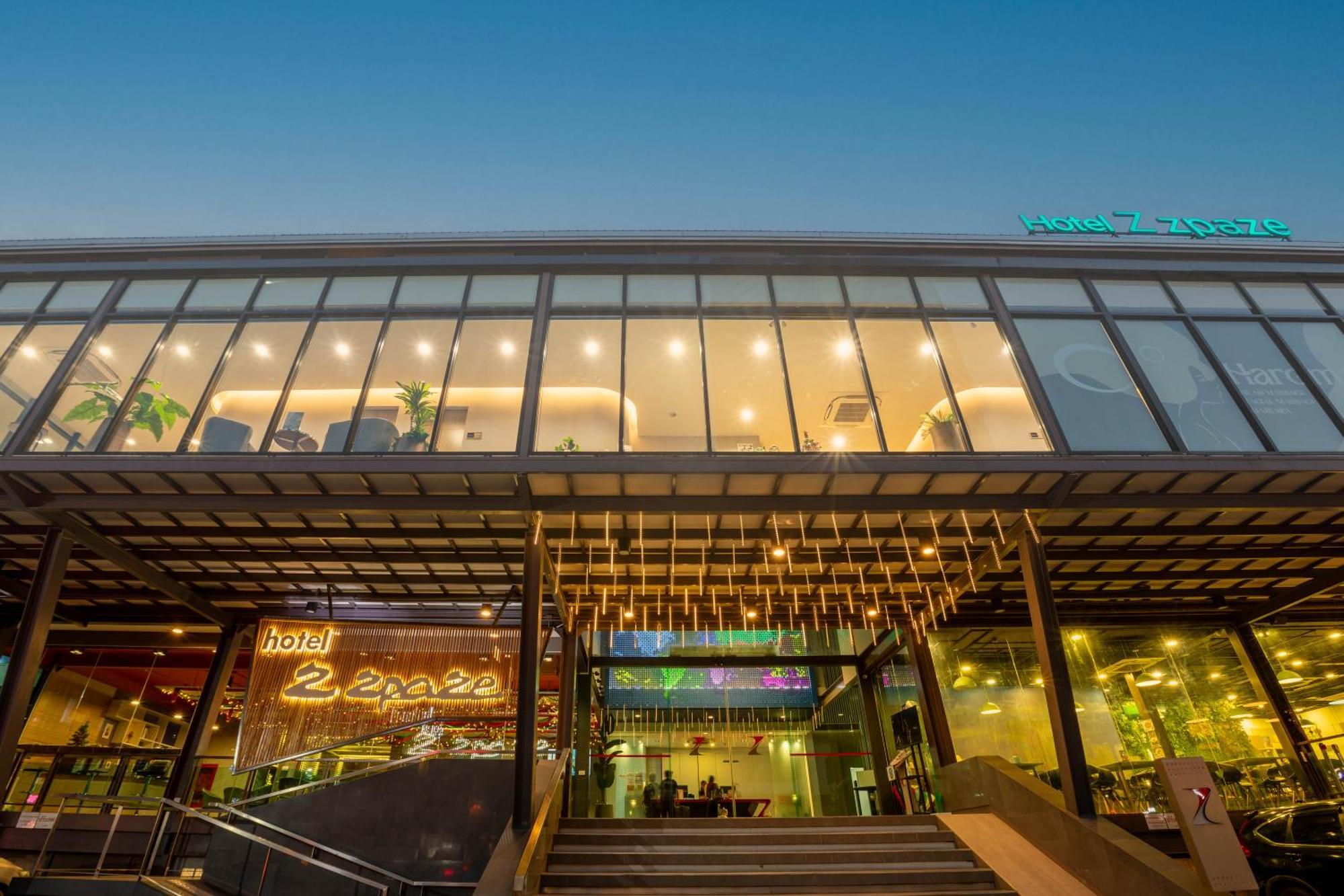 Hotel Z Zpaze Bangkok Exterior photo